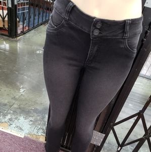 Colombian Jeans